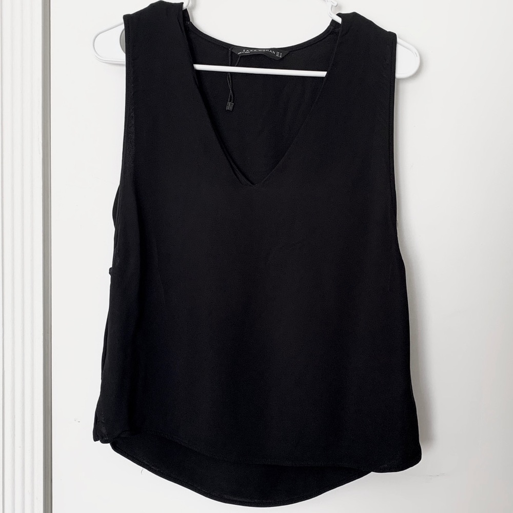 💜💜 Zara Black V Neck Tank Top 💜💜